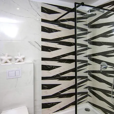 Marina Di Portapisana Luxury Private * קרק