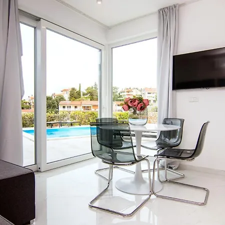 Marina Di Portapisana Luxury Private Lejlighed