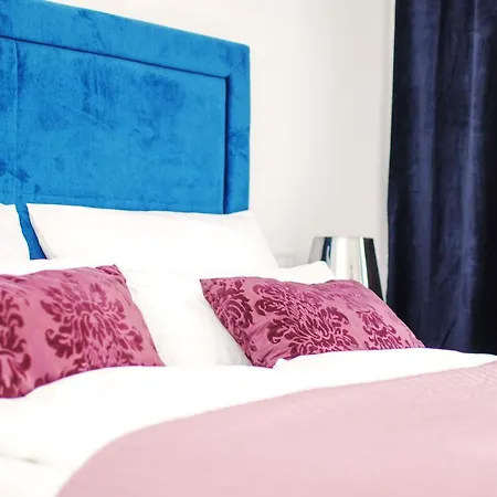 Marina Di Portapisana Luxury Private דירה