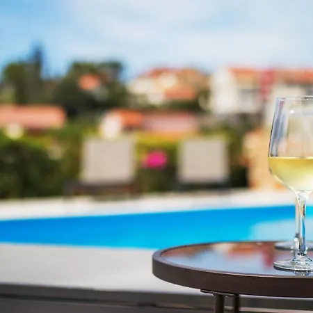 Marina Di Portapisana Luxury Private דירה *