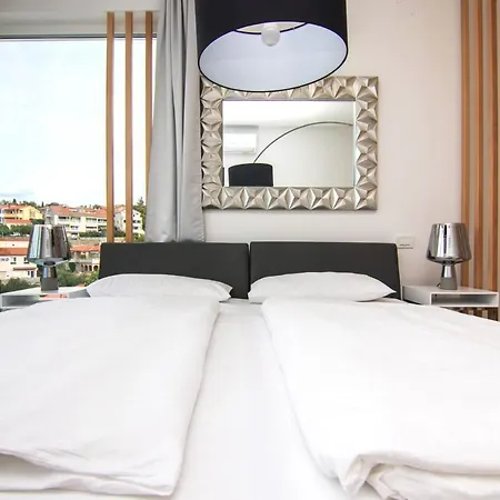 Marina Di Portapisana Luxury Private Lejlighed Krk Town