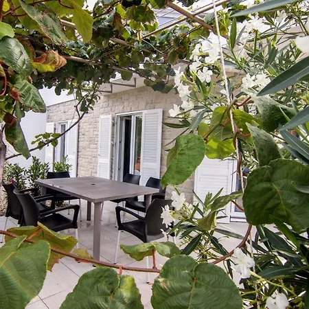 Marina Di Portapisana Luxury Private דירה *