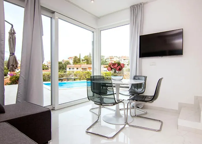Marina Di Portapisana Luxury Private Lejlighed