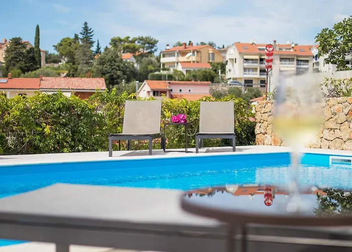 Marina Di Portapisana Luxury Private Krk Town