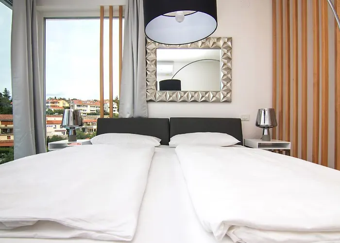 Marina Di Portapisana Luxury Private Lejlighed Krk Town