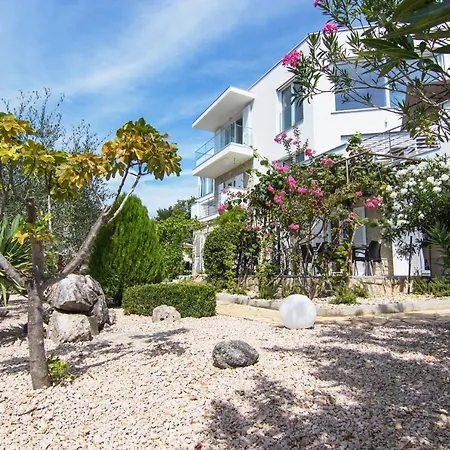Marina Di Portapisana Luxury Private Apartamento Krk Town