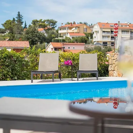 Marina Di Portapisana Luxury Private Krk Town