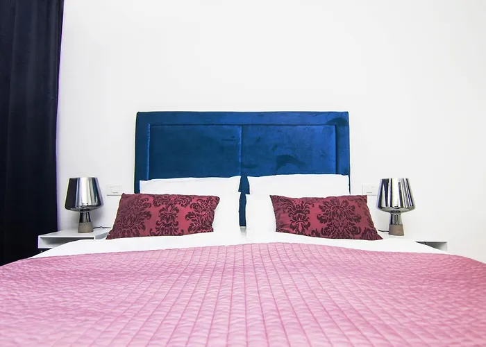 Marina Di Portapisana Luxury Private * Krk Town